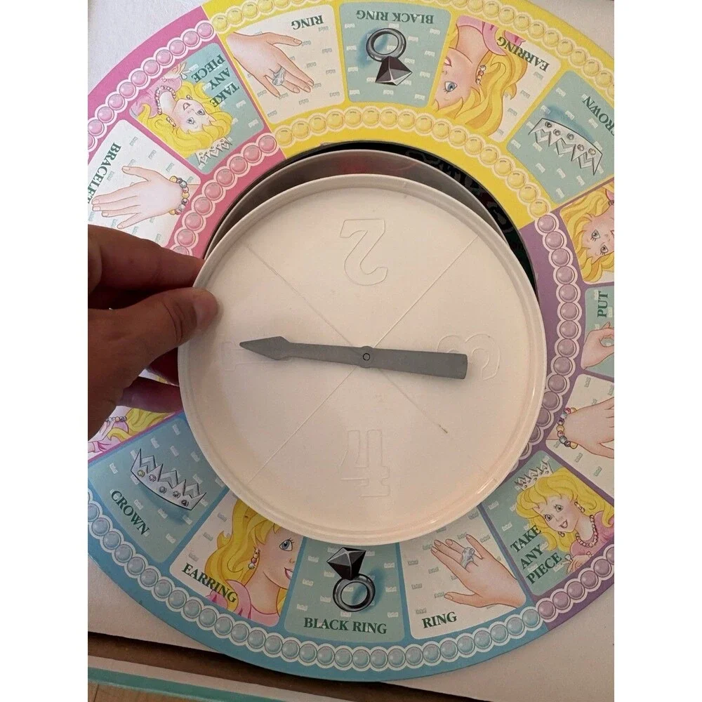 Vintage 1990 PRETTY PRETTY PRINCESS Girls Jewelry GAME No crown All Other Pieces